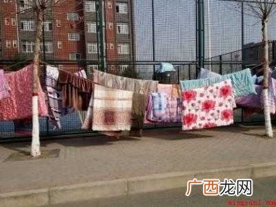 夏天被子潮湿怎么处理的具体操作步骤 夏天被子潮湿怎么处理