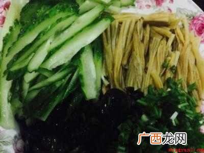 黄花菜怎么炒好吃又简单