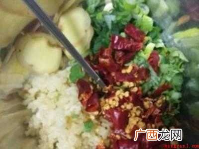 鸡脚做法的具体操作步骤 鸡脚做法