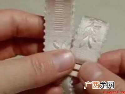 肩带小皮筋怎么做的具体操作步骤 肩带小皮筋怎么做