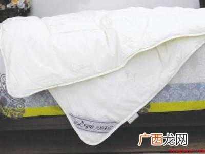 自己在家怎样清洗羊毛被的具体操作步骤 自己在家怎样清洗羊毛被
