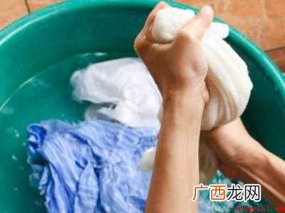床上总是有小虫子怎么解决的具体操作步骤 床上总是有小虫子怎么解决
