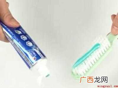 杯子里长霉菌怎么处理的具体操作步骤 杯子里长霉菌怎么处理