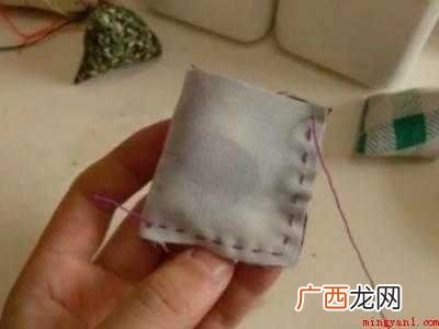 香包的做法的具体操作步骤 香包的做法