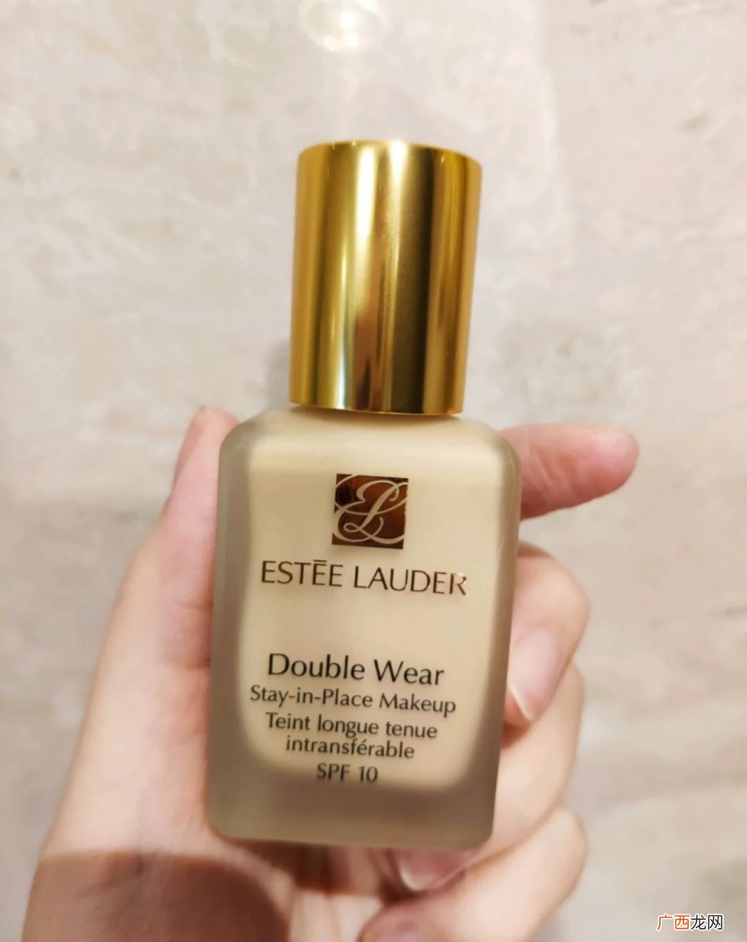 dw粉底液色号选择技巧 dw是什么牌子粉底液