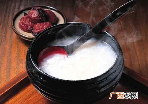 香菇鸡肉粥的做法 夏天喝什么粥最好