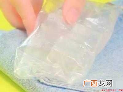 口香糖怎么才能洗掉的具体操作步骤 口香糖怎么才能洗掉