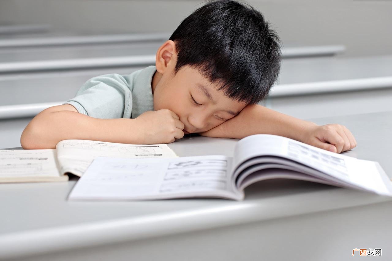 这三种方法有效提高听课效率不犯困 如何上课不犯困的方法