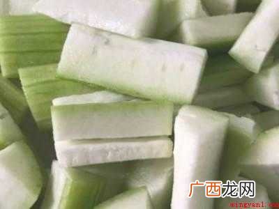 长丝瓜怎么做好吃的具体操作步骤 长丝瓜怎么做好吃