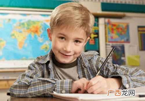 孩子是左撇子要纠正吗 孩子左撇子用纠正吗