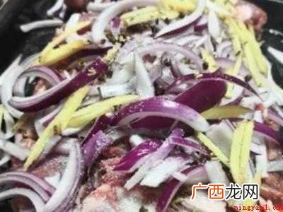 羊腿怎么做好吃又简单的具体操作步骤 羊腿怎么做好吃又简单