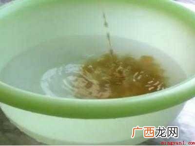 衣服汗渍斑怎么去除的具体操作步骤 衣服汗渍斑怎么去除
