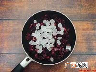 怎样做杨梅酱的具体操作步骤 怎样做杨梅酱