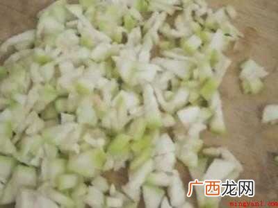 子怎么切的具体操作步骤 瓠子怎么切