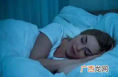 女性梦到蛇是什么预兆 女性梦到蛇好不好是什么征兆