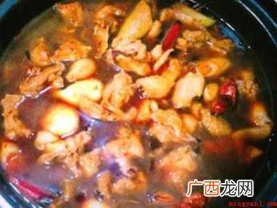 怎样炒鸡好吃又简单又好吃的具体操作步骤 怎样炒鸡好吃又简单又好吃