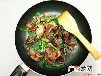 鸭架怎么做好吃的具体操作步骤 鸭架怎么做好吃