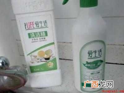 雨伞脏了怎样才能洗干净的具体操作步骤 雨伞脏了怎样才能洗干净