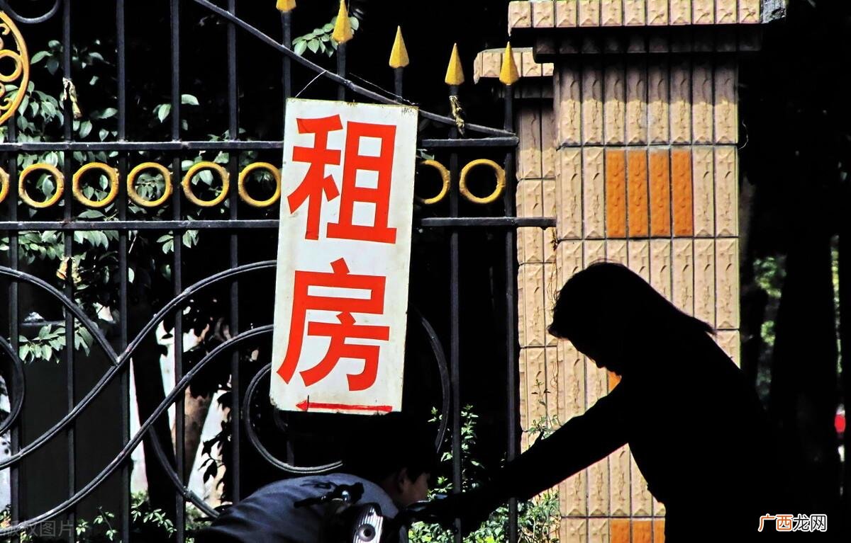 房东不退押金怎么处理 房东最怕什么举报电话