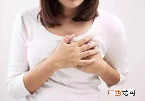 产后肿块怎么办按摩乳房让乳汁顺利流出 产后堵奶是什么原因