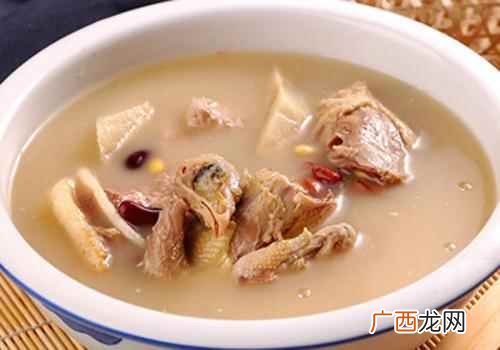 茶树菇瘦肉汤的营养功效 春季祛湿汤,春季除湿汤,春天除湿喝什么汤
