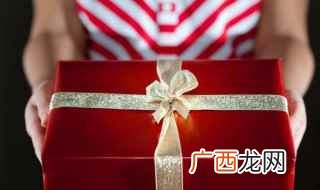 男性长辈送什么生日礼物合适 男长辈生日礼物送什么合适