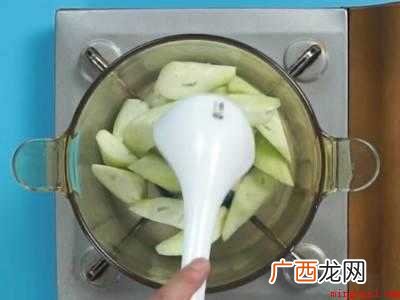 丝瓜怎么做才好吃又简单的具体操作步骤 丝瓜怎么做才好吃又简单