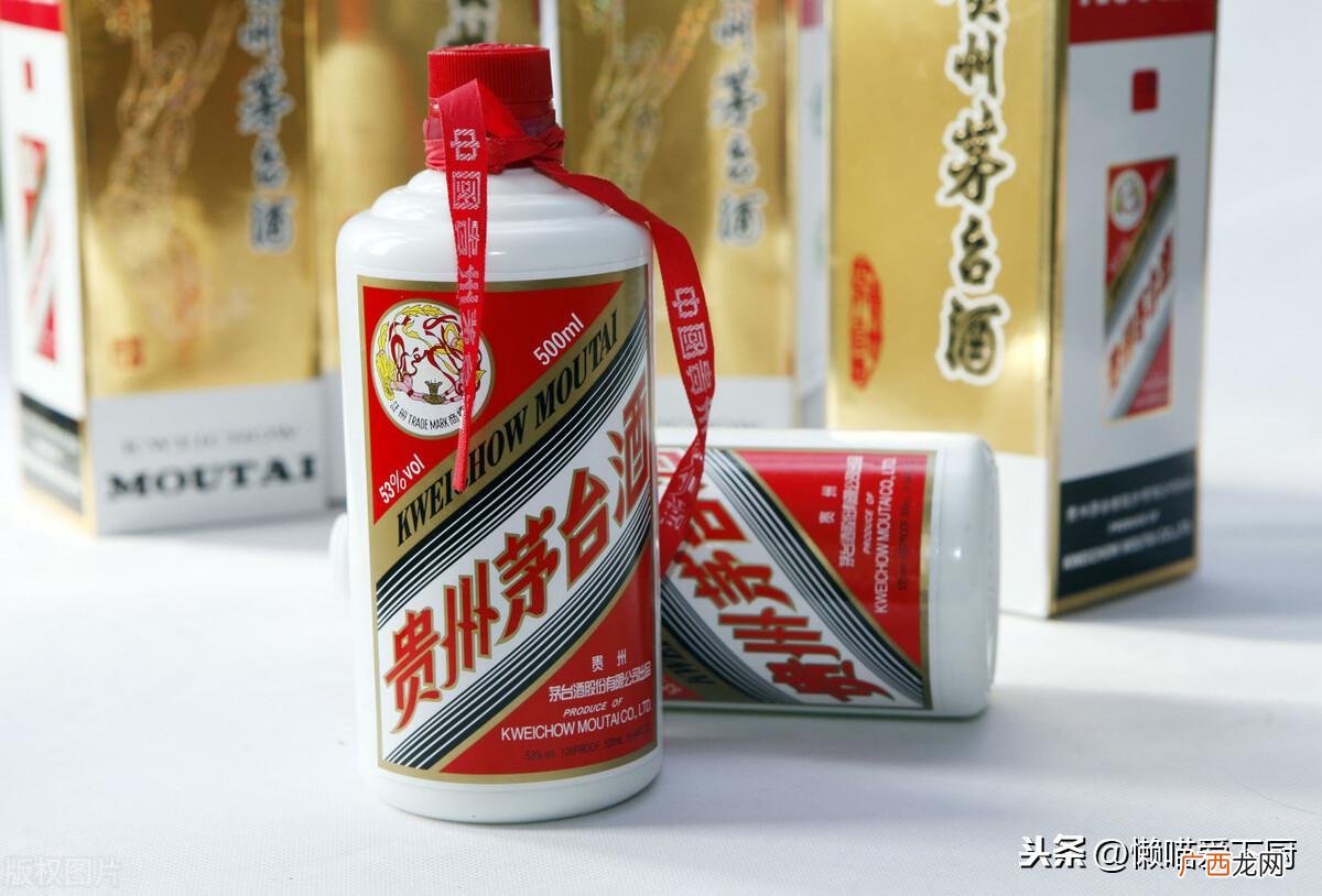 教你4个鉴定方法轻松认出假茅台 怎么鉴别茅台飞天真假