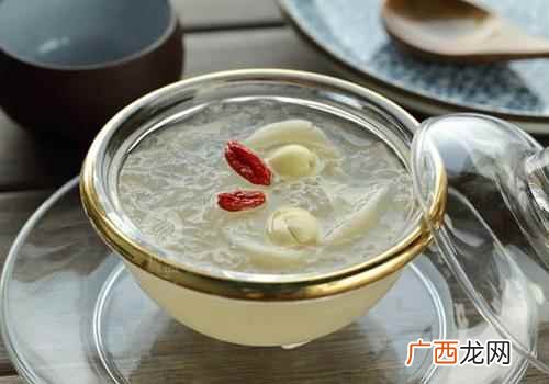 冰糖炖银耳燕窝的制作方法 冰糖银耳炖燕窝的做法