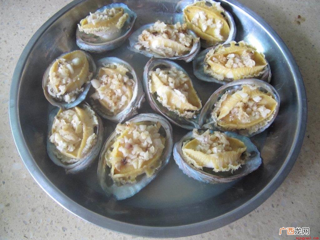 蒜蓉鲍鱼的最正宗做法材料 蒸鲍鱼的最佳时间是多少分钟