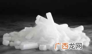 干冰不能放在冰箱里冷冻 干冰能不能放在冰箱里冷冻