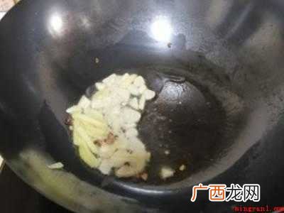 怎样做酱黄瓜又脆又好吃的具体操作步骤 怎样做酱黄瓜又脆又好吃