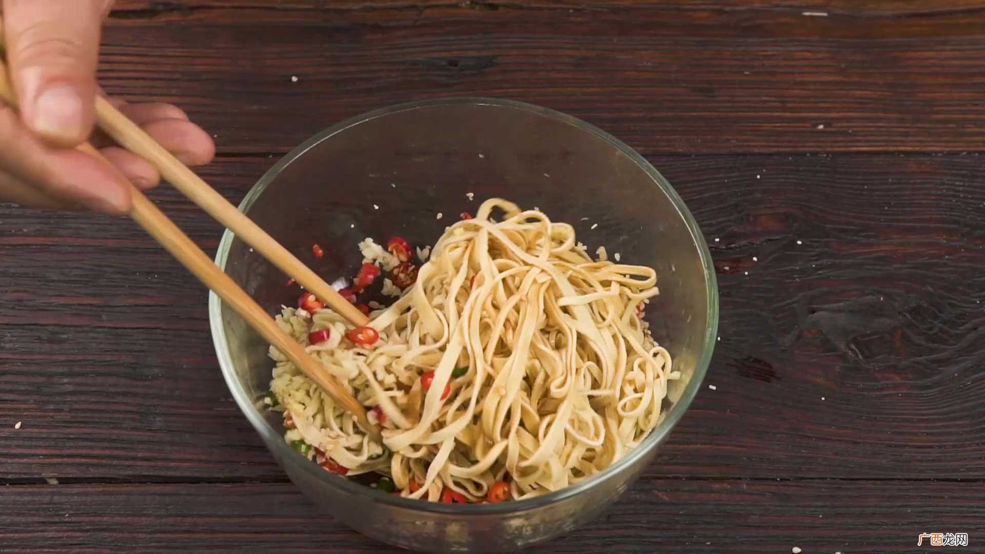 凉拌千张怎么做好吃 凉拌千张的做法