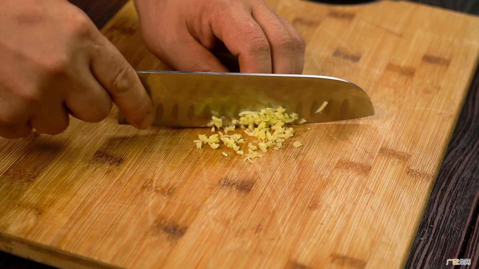 凉拌千张怎么做好吃 凉拌千张的做法