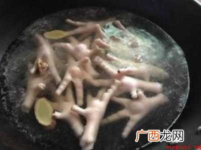 鸡爪如何泡发肥大的具体操作步骤 鸡爪如何泡发肥大