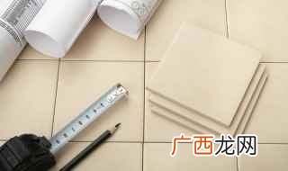 铲除地面与墙面交汇处腻子残渣 铺地板前地面怎么清理