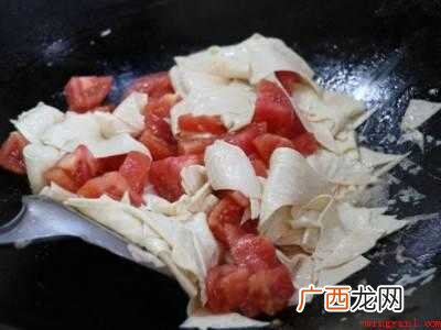豆腐皮怎么炒好吃又简单
