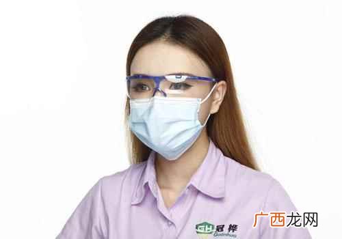 雾霾天戴什么口罩合适 雾霾天戴什么口罩