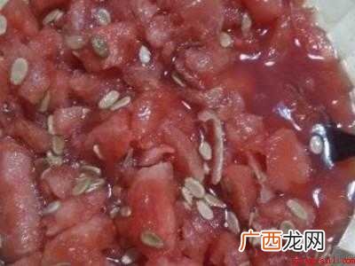 西瓜怎么做雪糕的具体操作步骤 西瓜怎么做雪糕