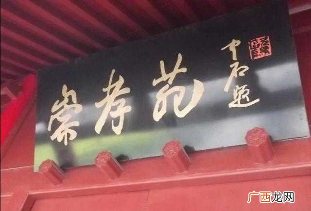 简单概括二十四孝中芦衣顺母的故事 芦衣顺母的故事介绍