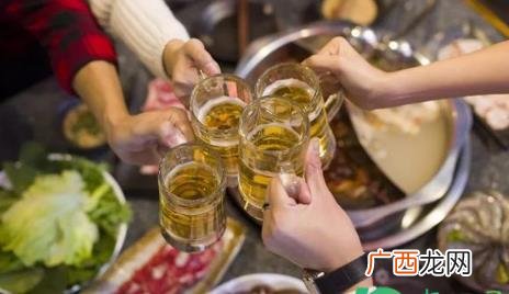中国酒桌文化有存在的必要吗 酒桌文化是腐朽文化吗