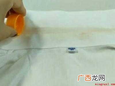 顽固汗渍发黄怎么洗掉的具体操作步骤 顽固汗渍发黄怎么洗掉