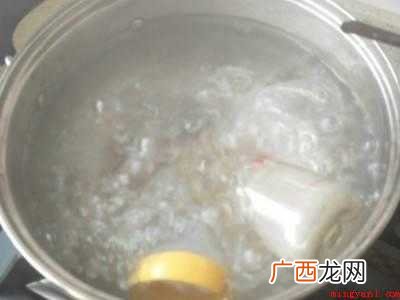 奶瓶怎么煮沸消毒的具体操作步骤 奶瓶怎么煮沸消毒