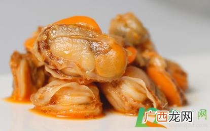 扇贝肉里面的黄色要不要去掉 扇贝肉里面的墨绿色是什么