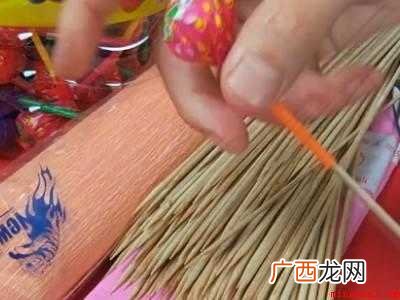 棒棒糖怎么包装成花束的具体操作步骤 棒棒糖怎么包装成花束