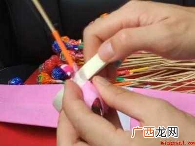 棒棒糖怎么包装成花束的具体操作步骤 棒棒糖怎么包装成花束