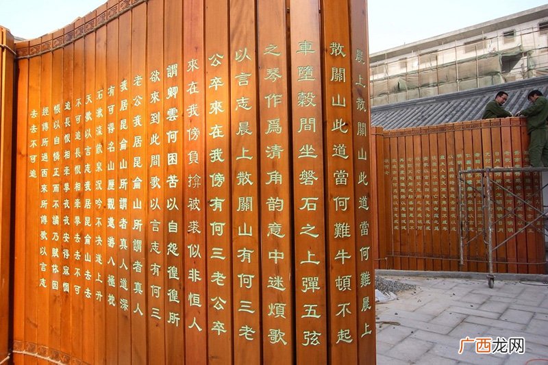 文学史上第一部长篇叙事诗是哪一部作品 文学史上第一部长篇叙事诗是哪一部