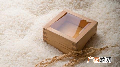 淘米水可以直接浇花 淘米水可以直接浇花吗