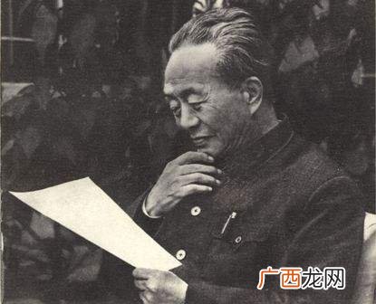 艾青为什么被认为是中国现代诗的代表诗人 艾青原名叫什么