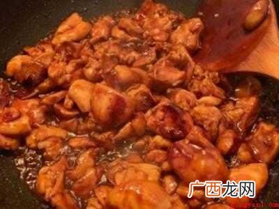 鸡怎么炒好吃又简单家常的具体操作步骤 鸡怎么炒好吃又简单家常的